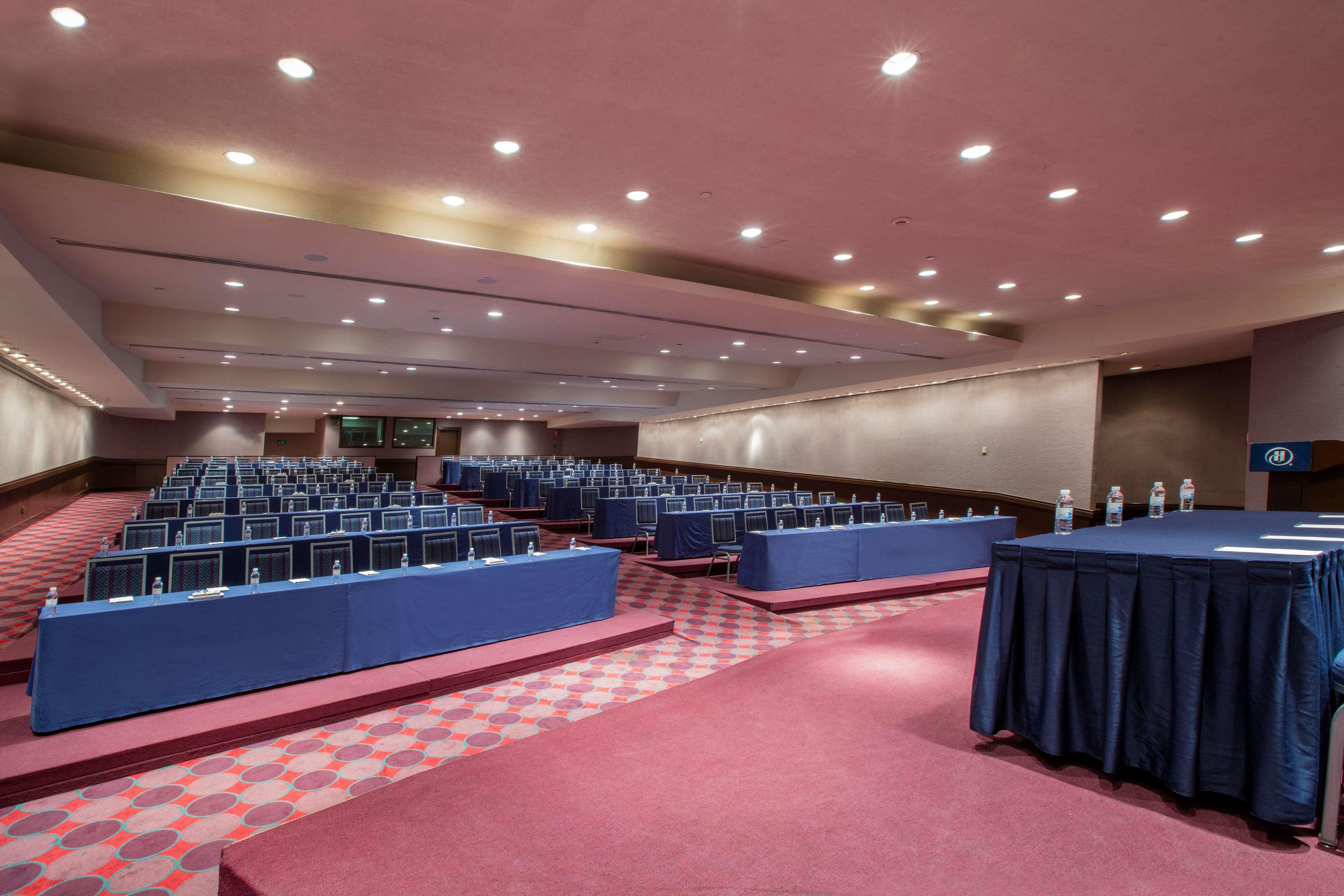 Hotel Barcelo Guadalajara Extérieur photo The European Parliament's conference room